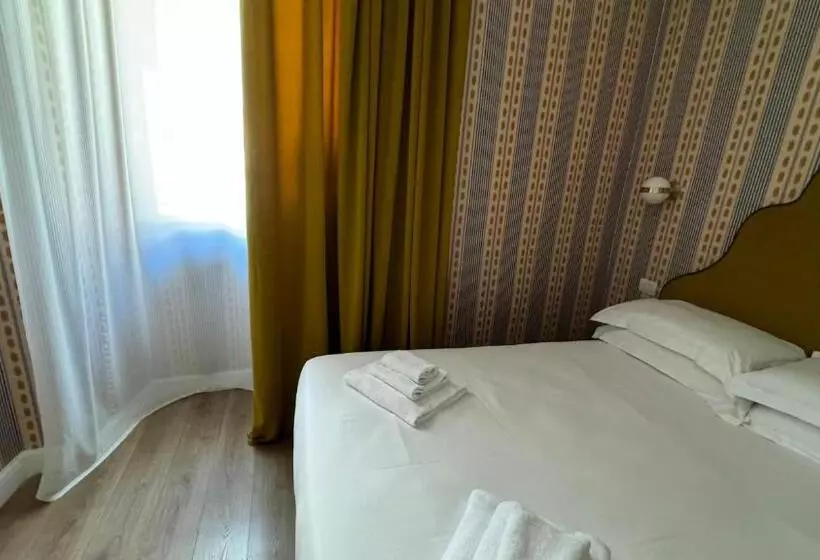 Fotos del hotel Condotti 29:  11