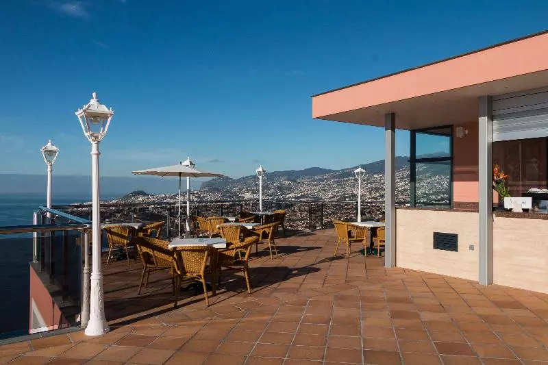 Fotos del hotel Ocean Gardens:  8