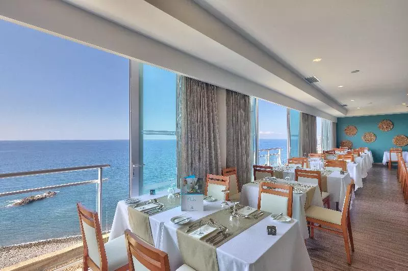 Fotos del hotel Orca Praia:  15