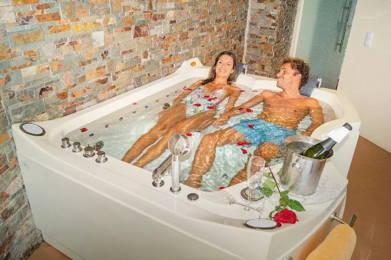 Fotos del hotel Orca Praia:  5