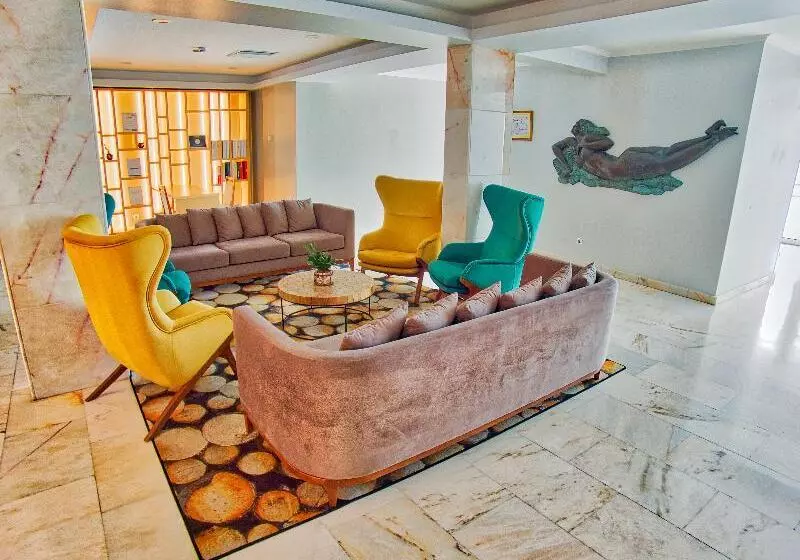 Fotos del hotel Orca Praia:  2