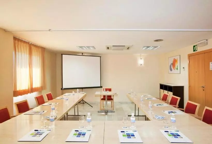 Fotos del hotel Holiday Inn Express Madridalcorcón, An Ihg:  5