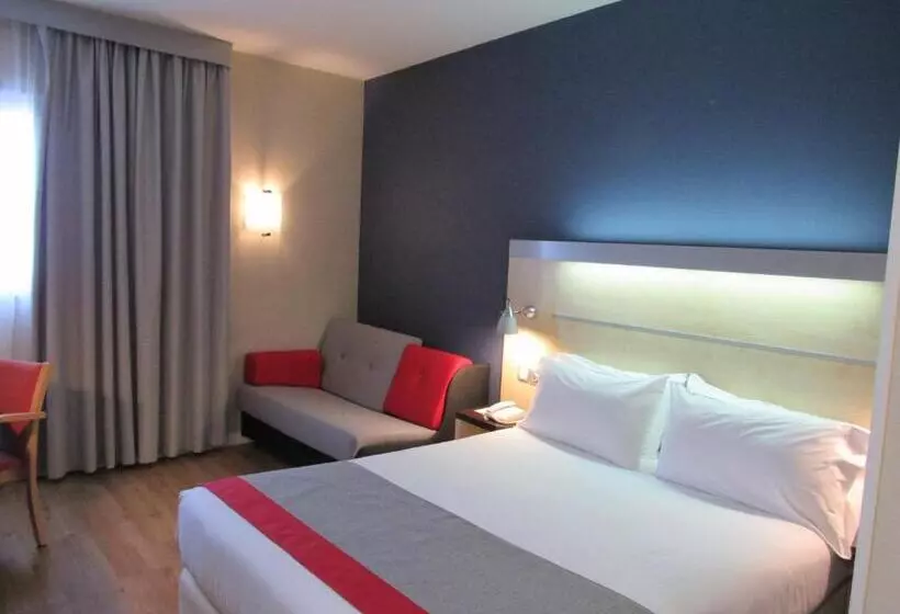 Holiday Inn Express Madridalcorcón, An Ihg