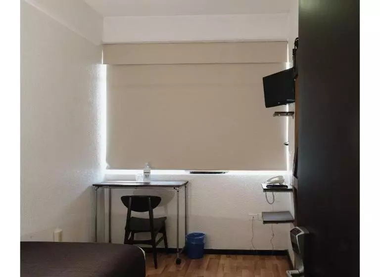 Fotos del hotel Hi  Impala Queretaro:  7