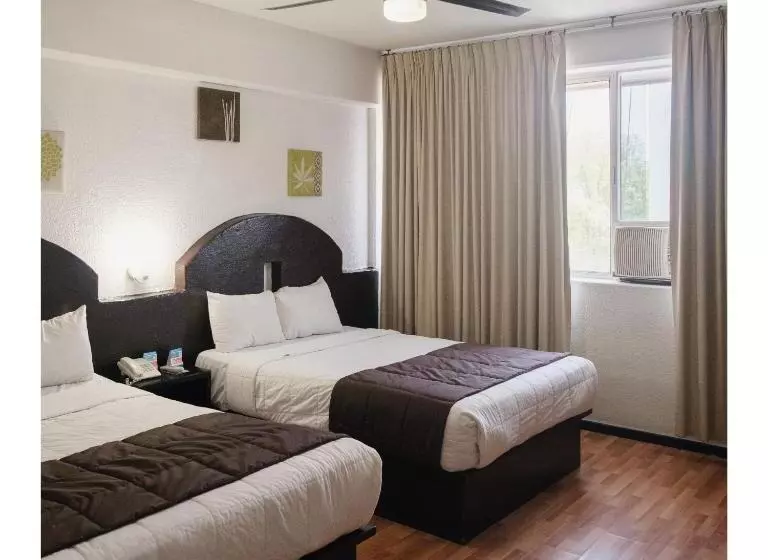 Fotos del hotel Hi  Impala Queretaro:  18