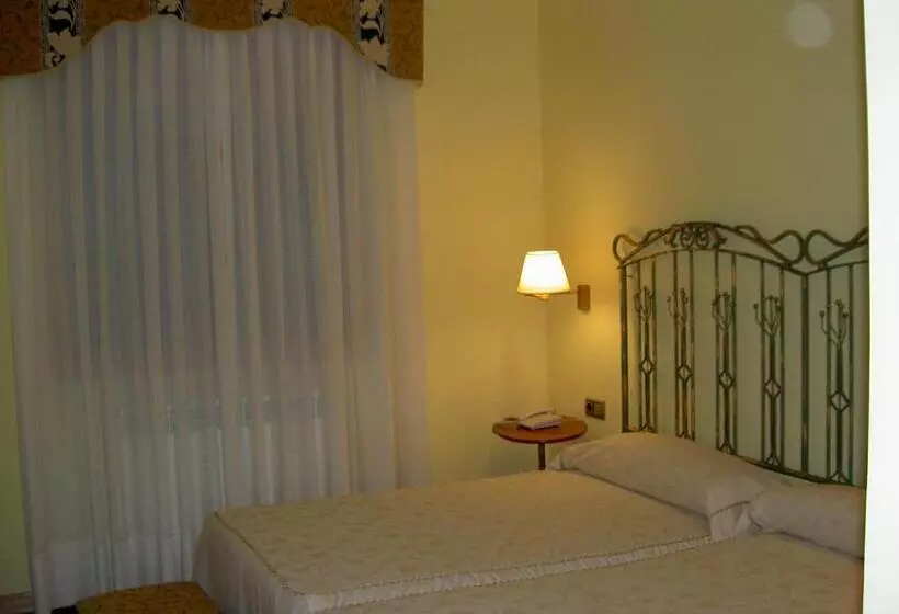 Fotos del hotel Manrique De Lara:  9