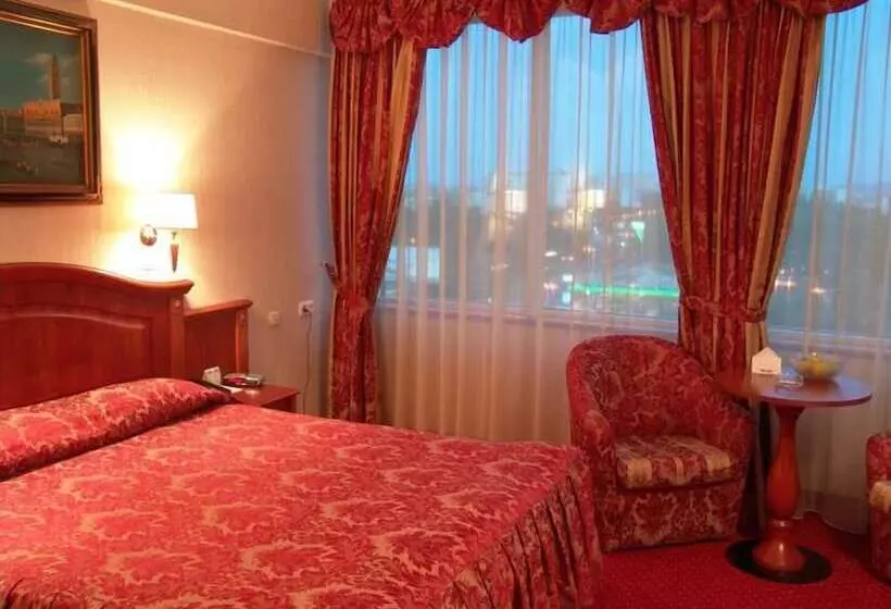 Fotos del hotel Mirage:  14