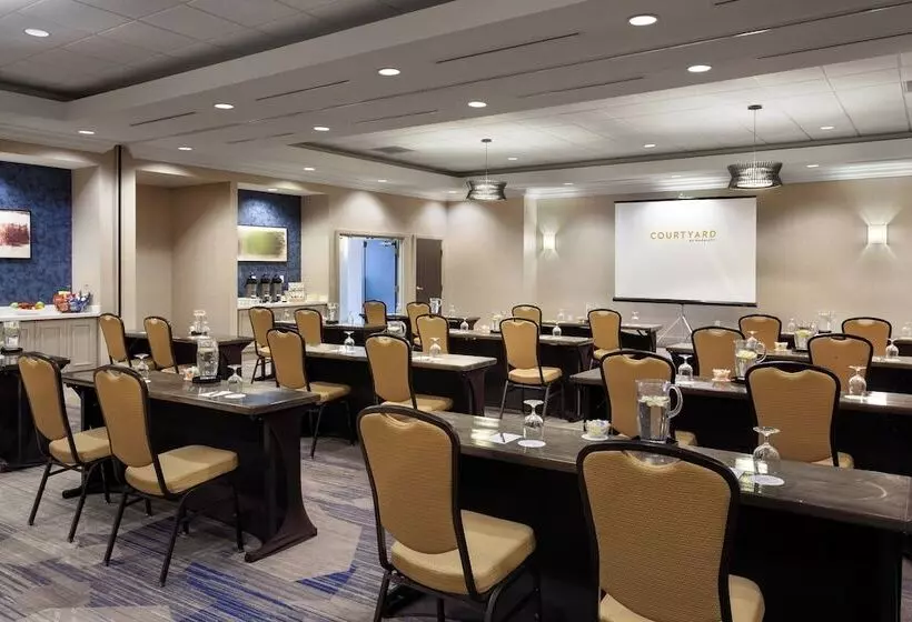 Fotos del hotel Courtyard By Marriott Orlando Lake Buena Vista In The Marriott Village:  6