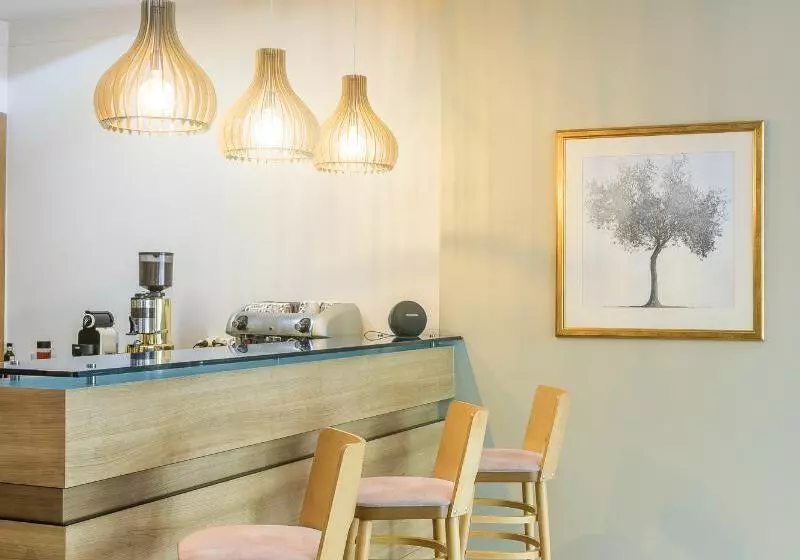 Fotos del hotel Athens Odeon:  6