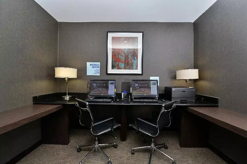 Fotos del hotel Holiday Inn Express Kennedy Airport, An Ihg:  5