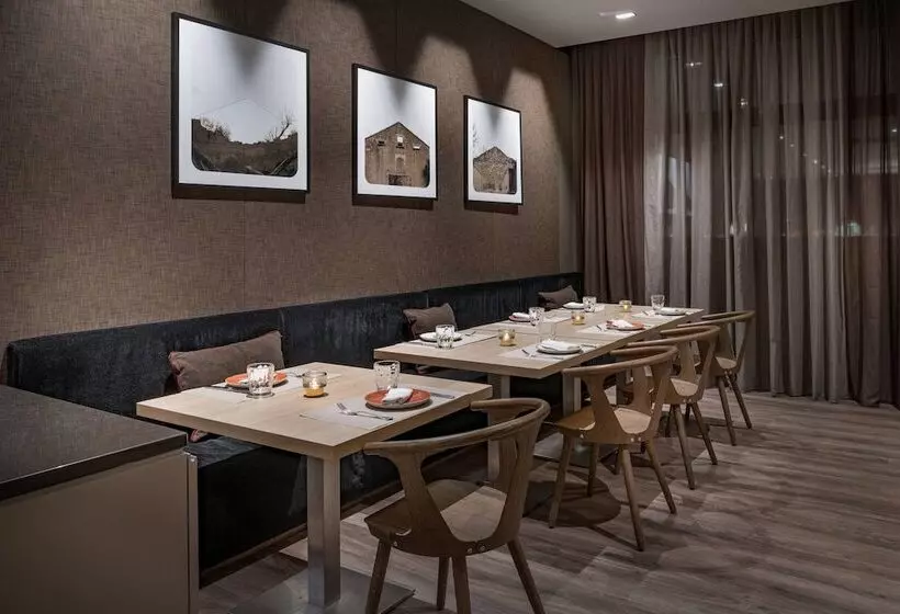 Fotos del hotel Ac  Bologna By Marriott:  11