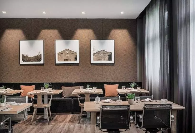 Fotos del hotel Ac  Bologna By Marriott:  5