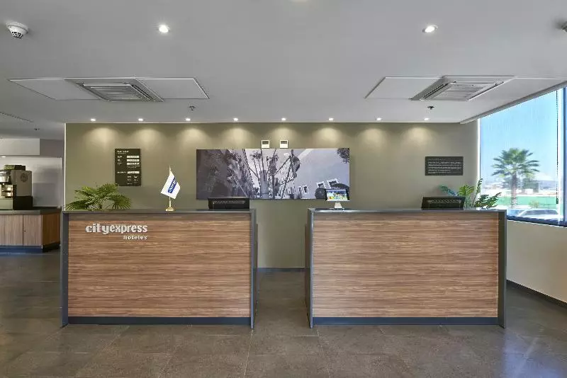 Fotos del hotel City Express Queretaro:  5