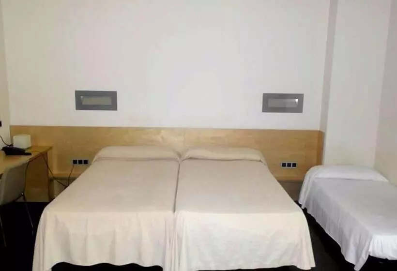 Fotos del hotel Gobeo Park:  21