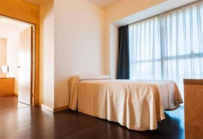 Fotos del hotel Gobeo Park:  22