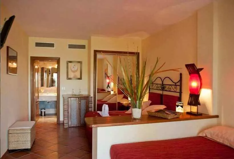 Fotos del hotel Almazara:  21