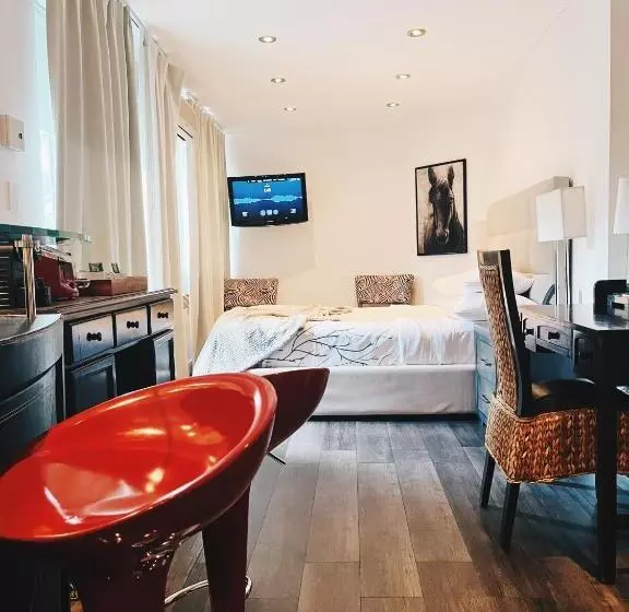 Fotos del hotel Kutuma:  23