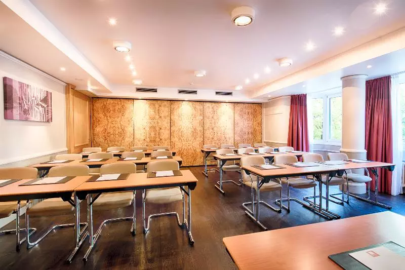 Fotos del hotel Leonardo  Düsseldorf City Center:  7