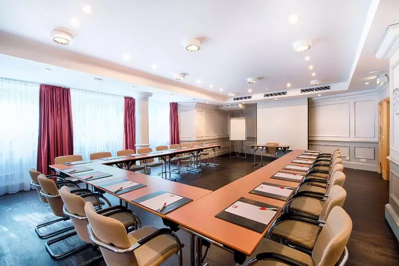 Fotos del hotel Leonardo  Düsseldorf City Center:  13