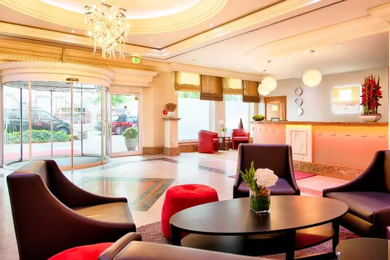 Fotos del hotel Leonardo  Düsseldorf City Center:  15