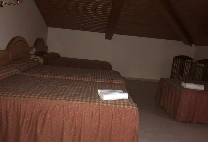 Fotos del hotel Silos 2000:  12