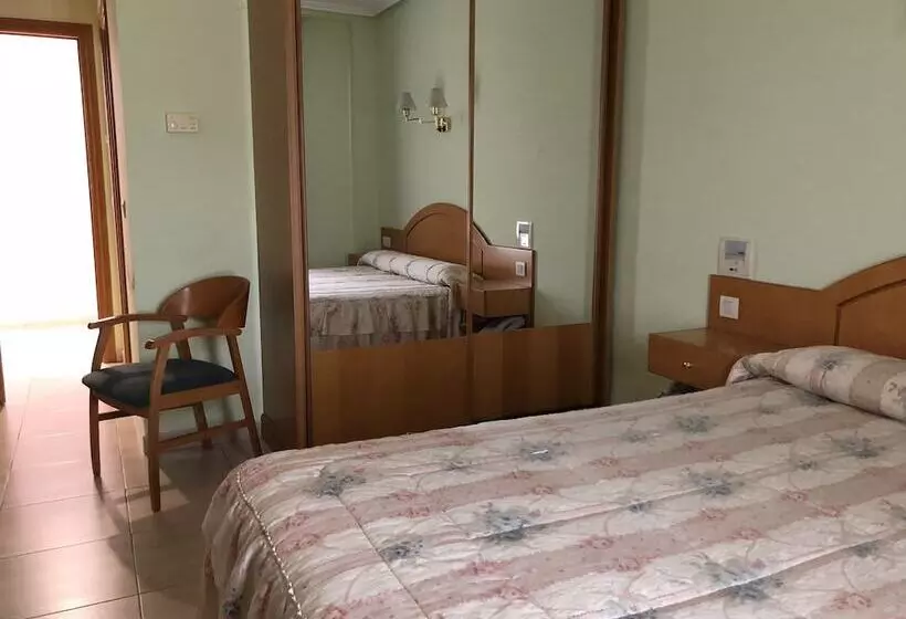 Fotos del hotel Silos 2000:  13