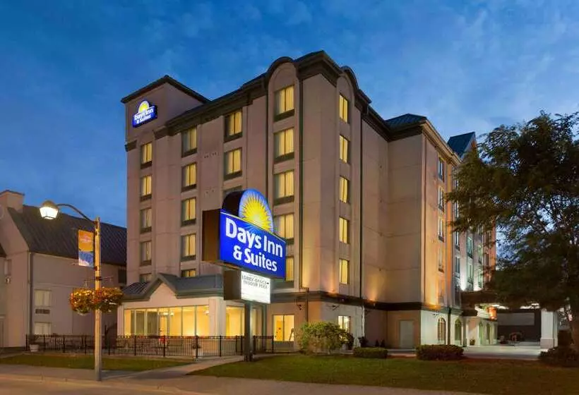 Days By Wyndham Niagara Falls Centre St. By The Falls