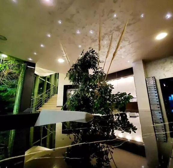 Fotos del hotel Juli:  6