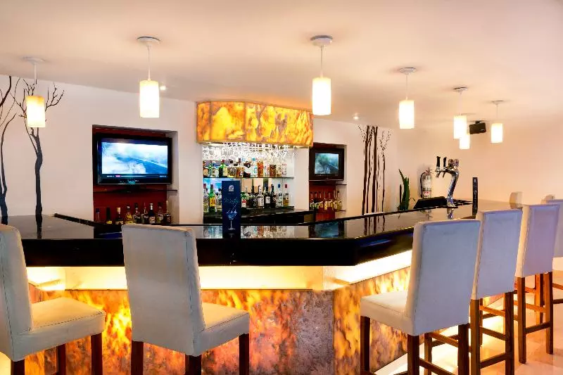 Fotos del hotel Flamingo Cancun Resort:  14