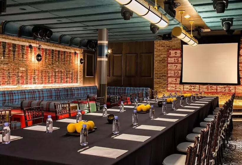 Fotos del hotel Dream Midtown:  5