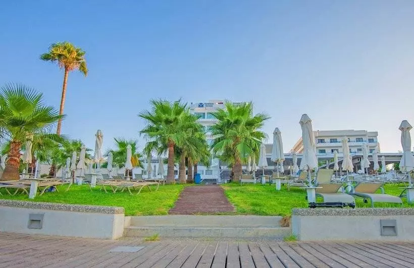 Fotos del hotel Silver Sands Beach:  16