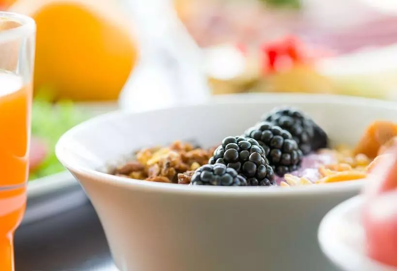 Fotos del hotel Sisuites:  22