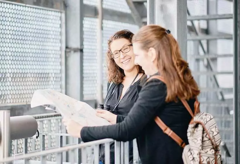 Fotos del hotel Sisuites:  9