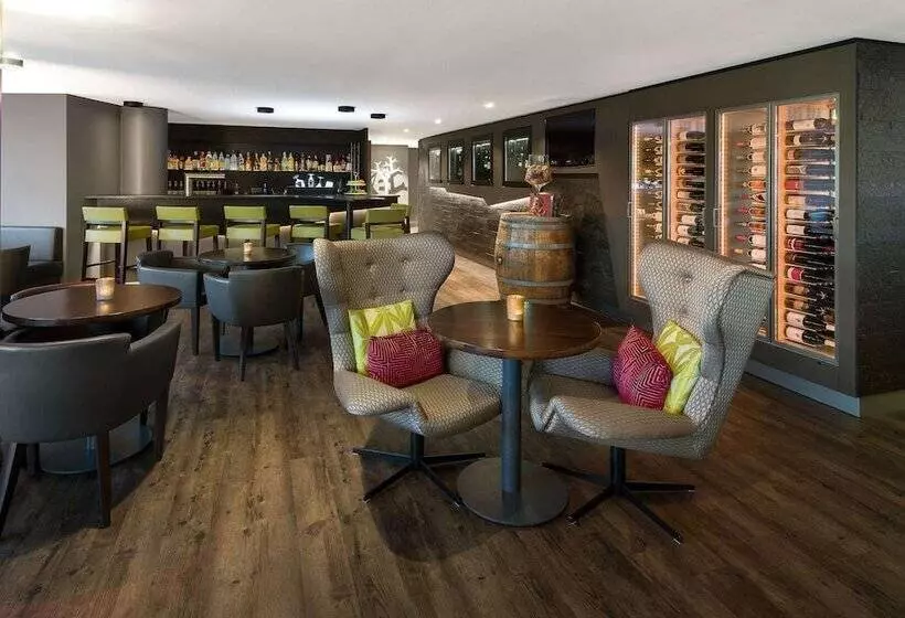 Fotos del hotel Sisuites:  6