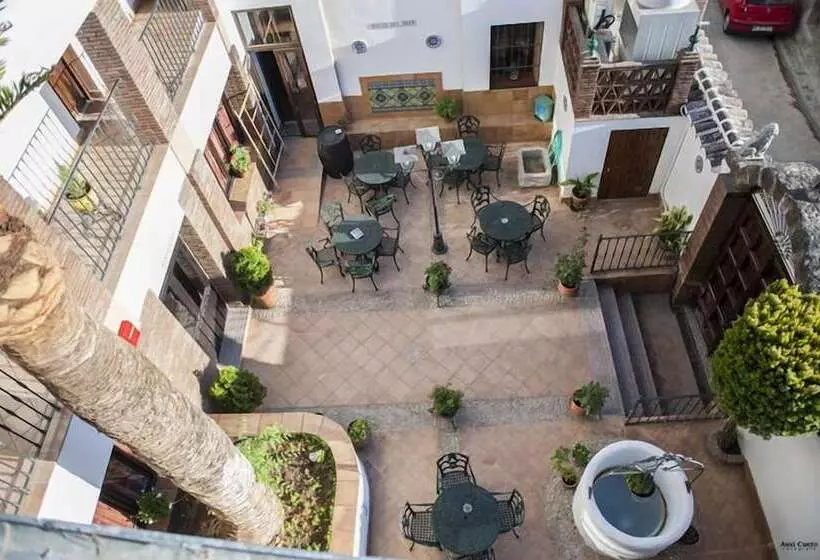 Fotos del hotel Casa Grande De El Burgo:  5