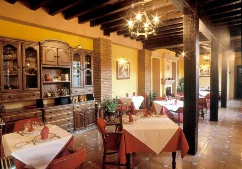 Fotos del hotel Casa Grande De El Burgo:  10