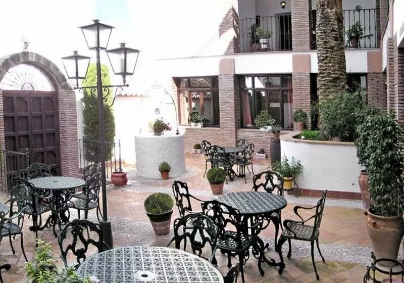 Fotos del hotel Casa Grande De El Burgo:  21