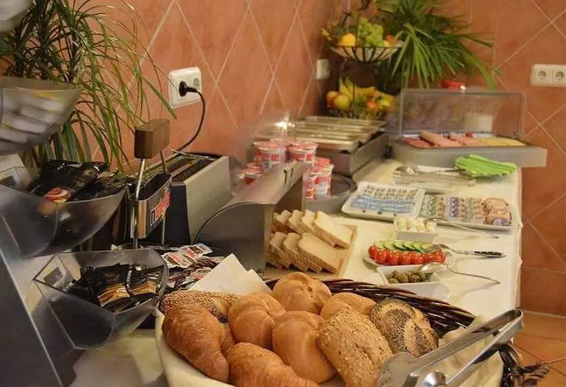 Fotos del hotel City Hotel West:  12