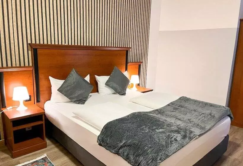 Fotos del hotel City Hotel West:  14