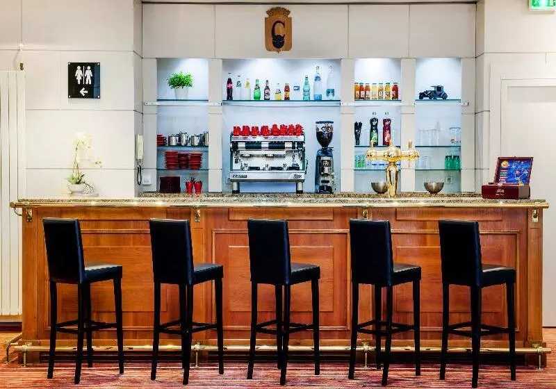 Fotos del hotel Hôtel Continental:  4