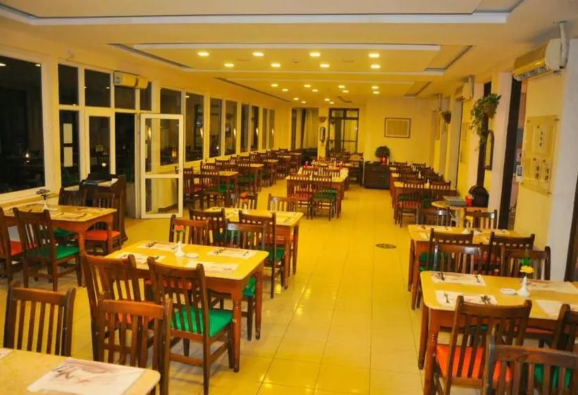 Fotos del hotel Empire Beach Resort:  4