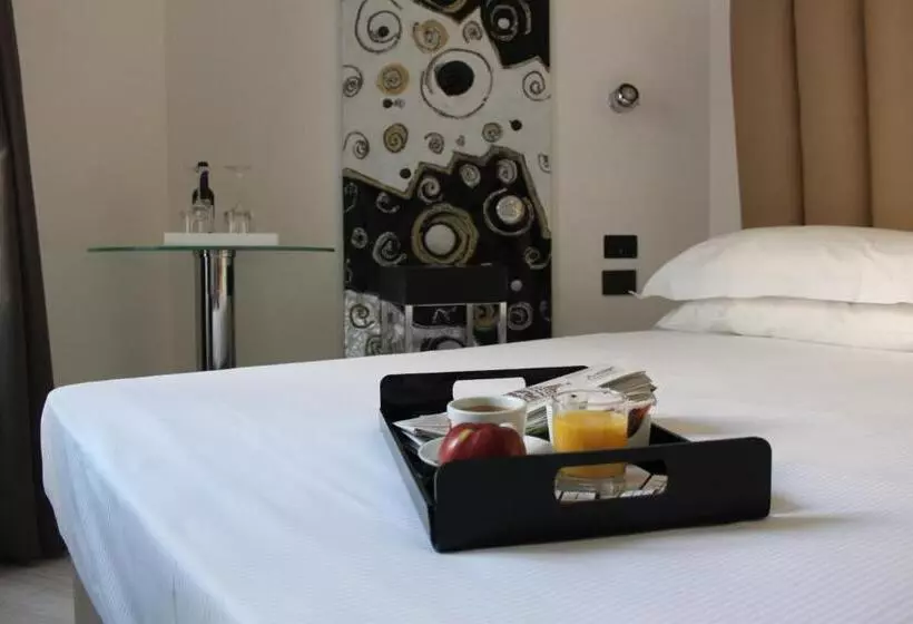 Fotos del hotel Lhp Hotel Napoleon:  22