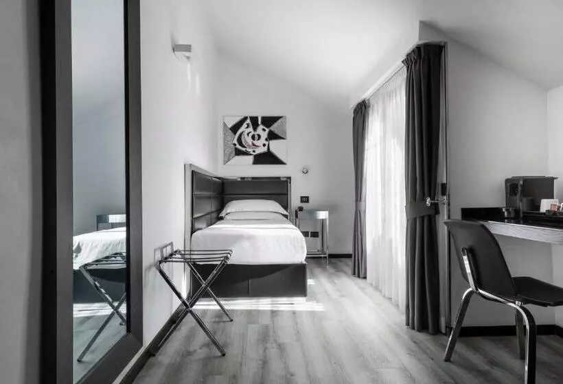 Fotos del hotel Lhp Hotel Napoleon:  16