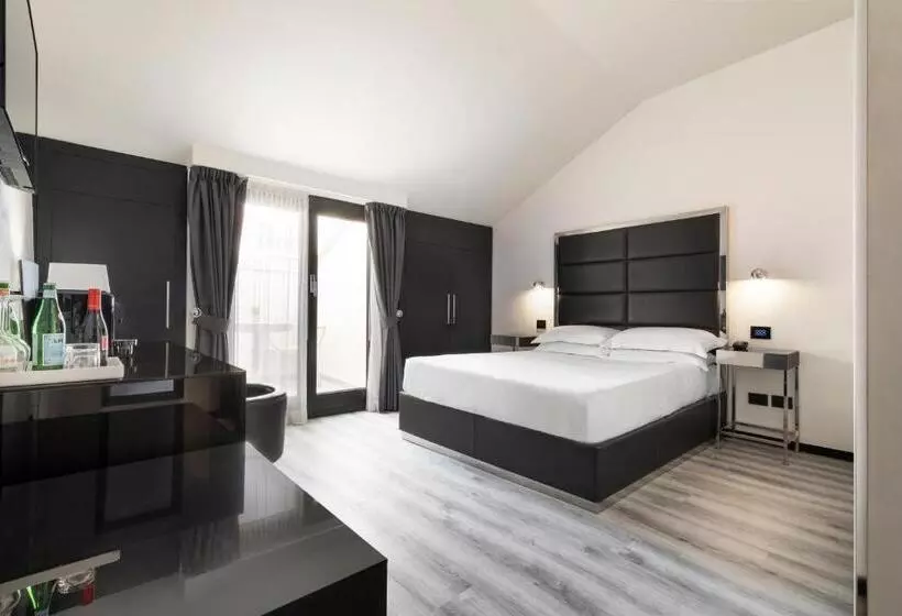 Fotos del hotel Lhp Hotel Napoleon:  10