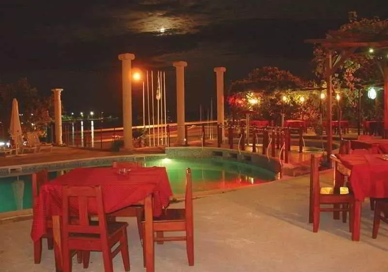 Fotos del hotel Menabria:  10