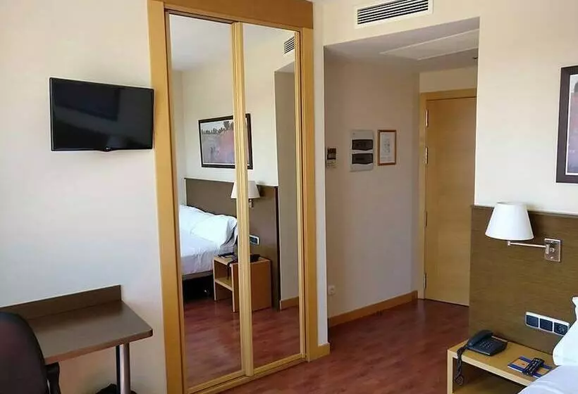 Fotos del hotel Palacio Congresos:  14