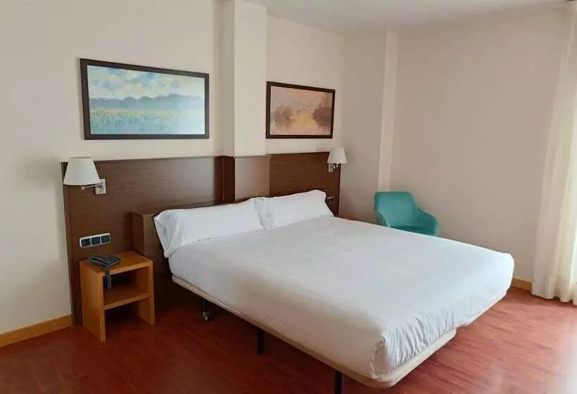 Fotos del hotel Palacio Congresos:  11