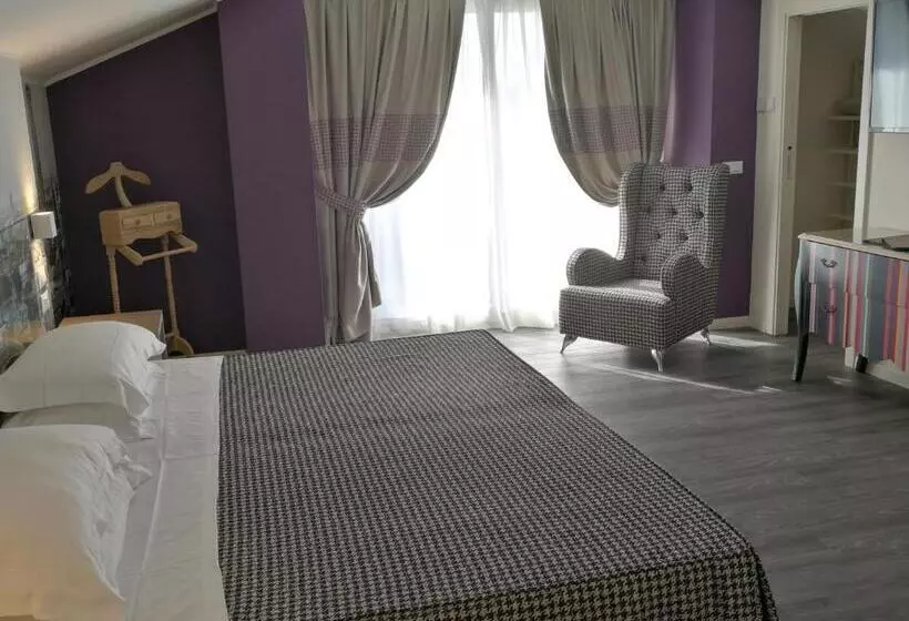 Fotos del hotel Savoia Hotel Regency:  7