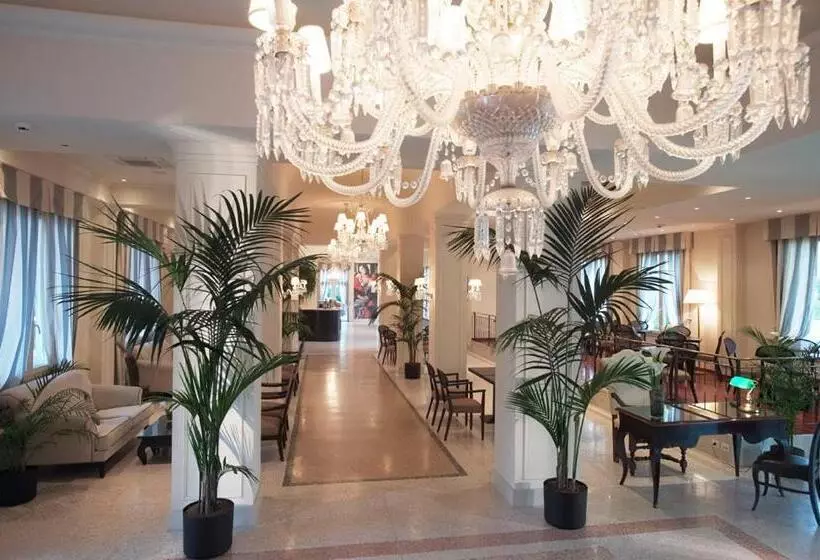 Fotos del hotel Savoia Hotel Regency:  8