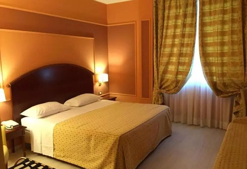 Fotos del hotel Savoia Hotel Regency:  14